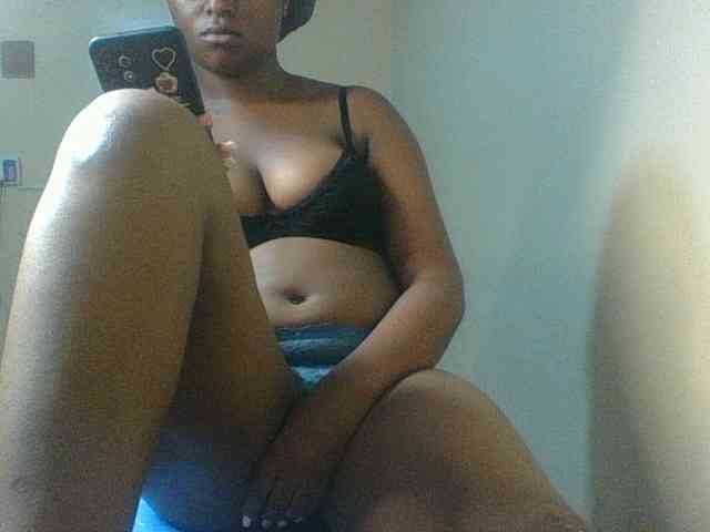 Kishylovee webcam