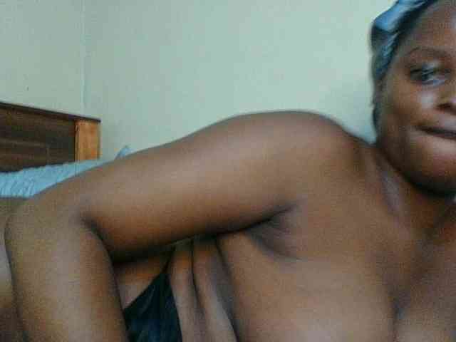 Kishylovee webcam