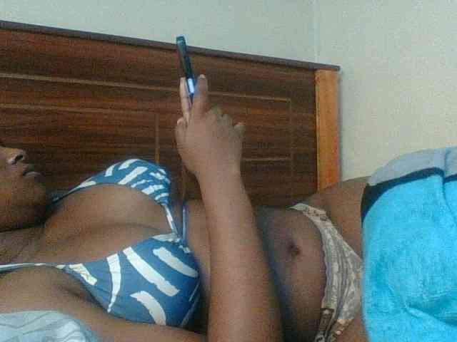 Kishylovee webcam