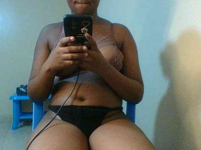 Kishylovee webcam