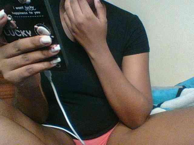 Kishylovee webcam