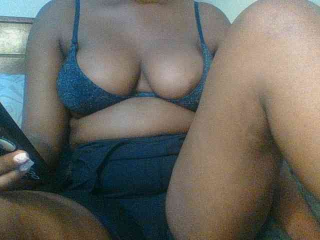 Kishylovee webcam
