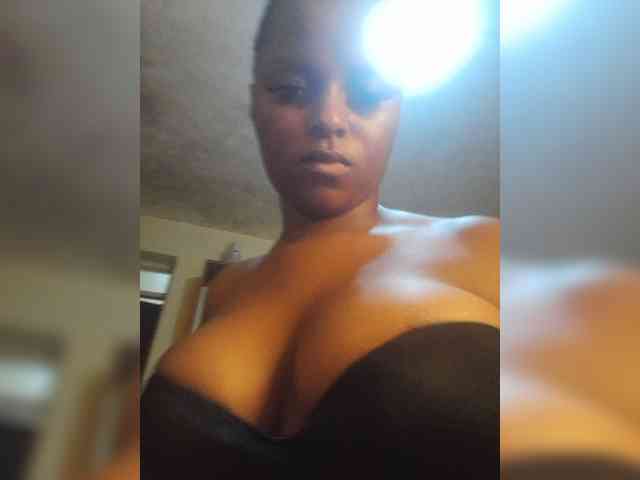 Kishylovee webcam