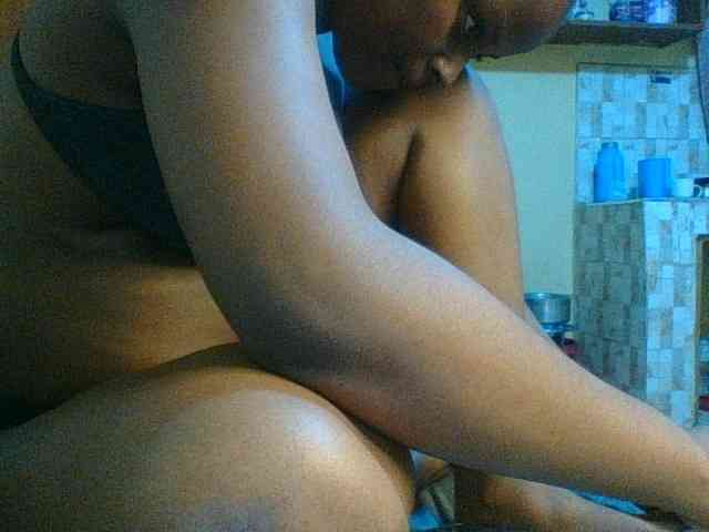Kishylovee webcam