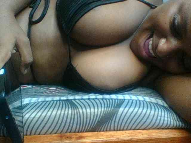 Kishylovee webcam