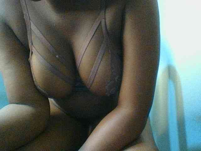 Kishylovee webcam