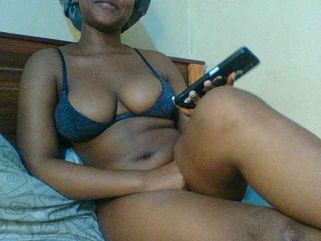 Kishylovee webcam