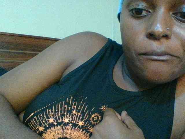 Kishylovee webcam