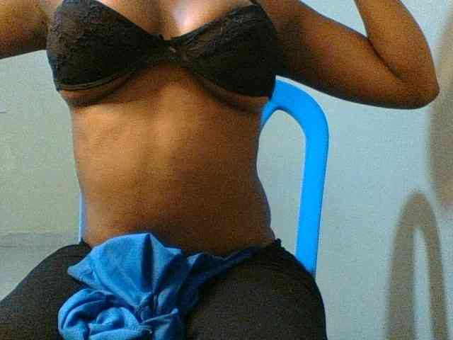 Kishylovee webcam