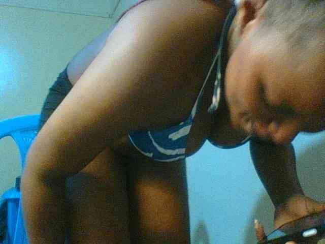 Kishylovee webcam