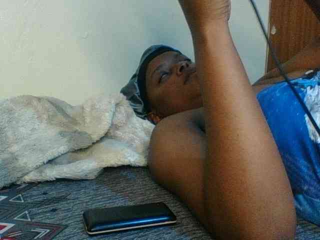 Kishylovee webcam