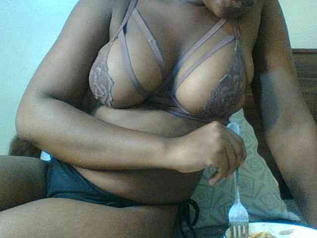 Kishylovee webcam