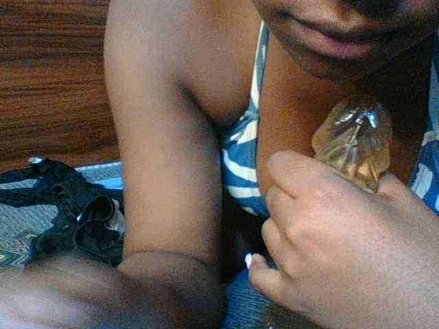 Kishylovee webcam