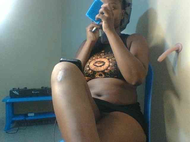 Kishylovee webcam