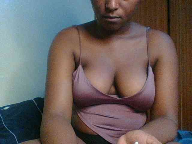 Kishylovee webcam