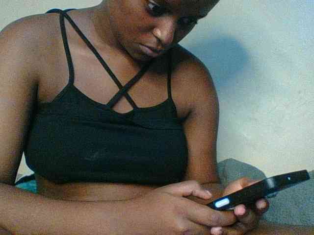 Kishylovee webcam