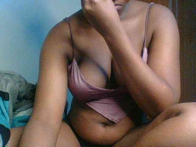 Kishylovee webcam