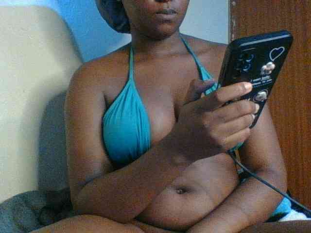 Kishylovee webcam