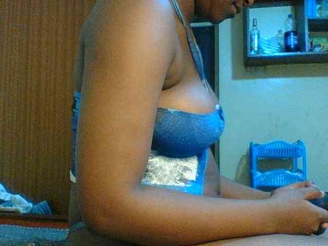 Kishylovee webcam