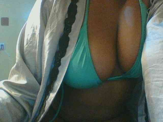 Kishylovee webcam
