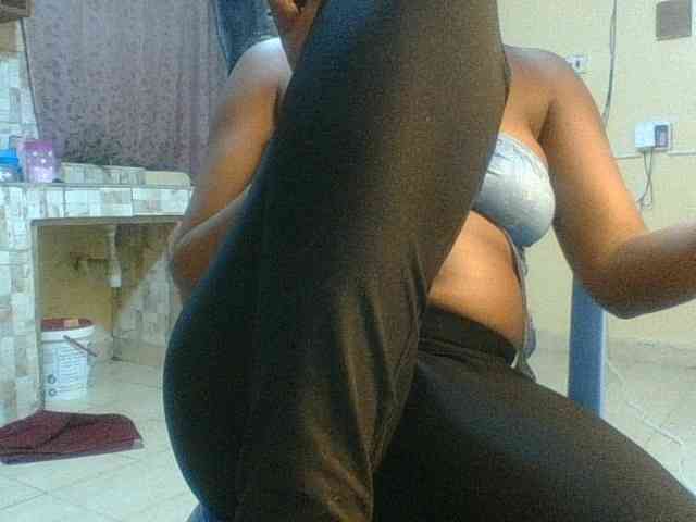 Kishylovee webcam
