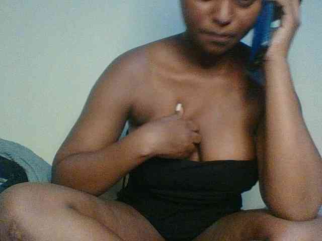 Kishylovee webcam