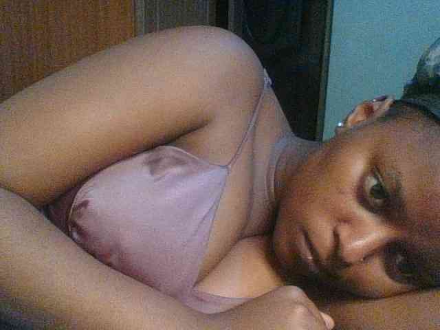 Kishylovee webcam