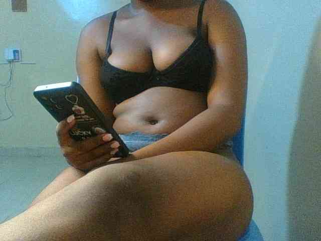 Kishylovee webcam