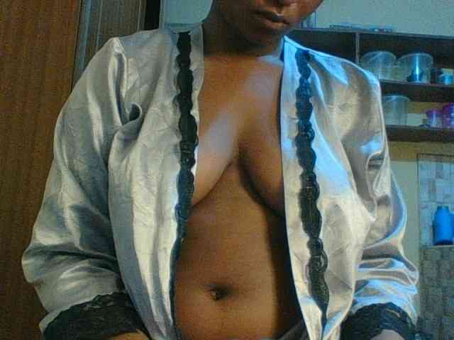 Kishylovee webcam