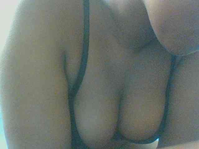 Kishylovee webcam