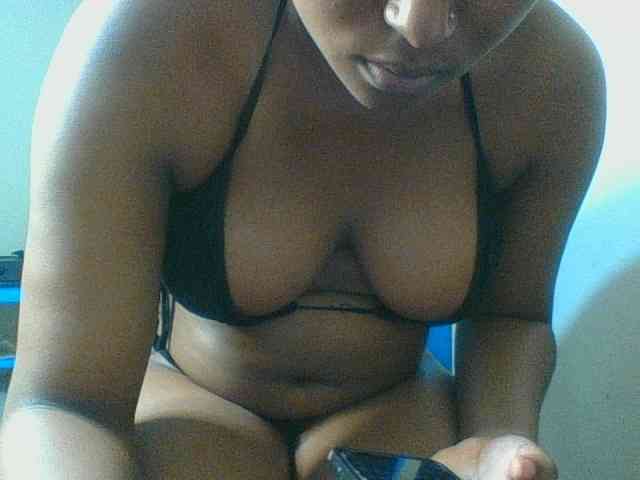 Kishylovee webcam