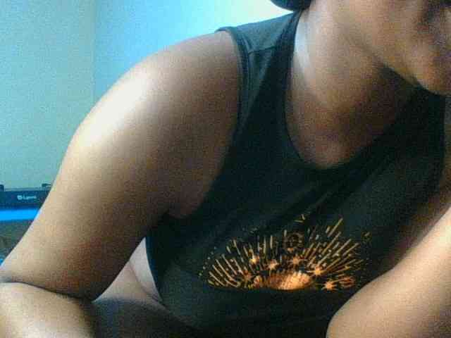 Kishylovee webcam