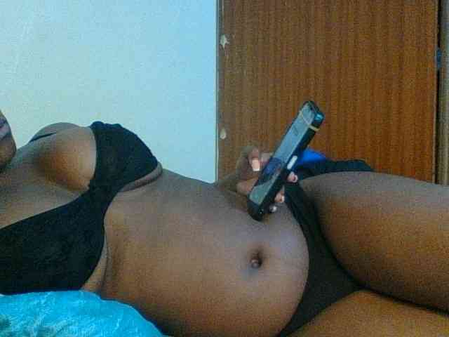 Kishylovee webcam