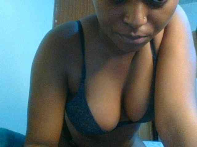 Kishylovee webcam
