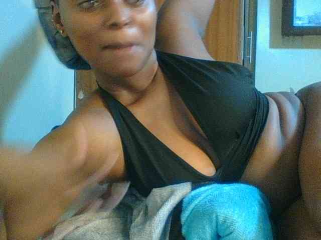 Kishylovee webcam