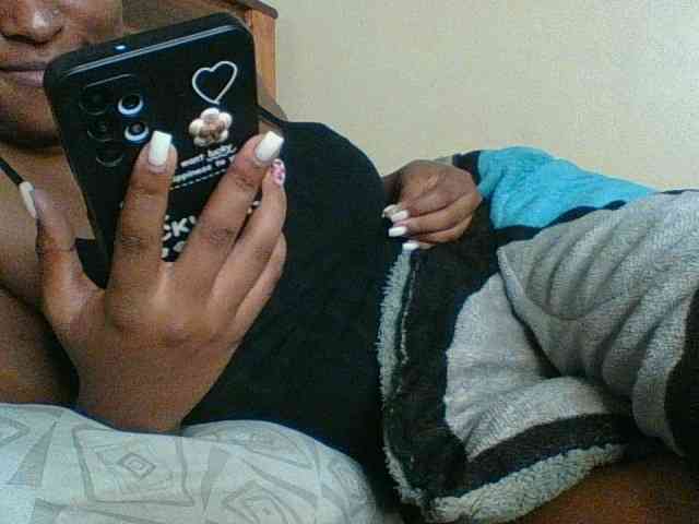 Kishylovee webcam