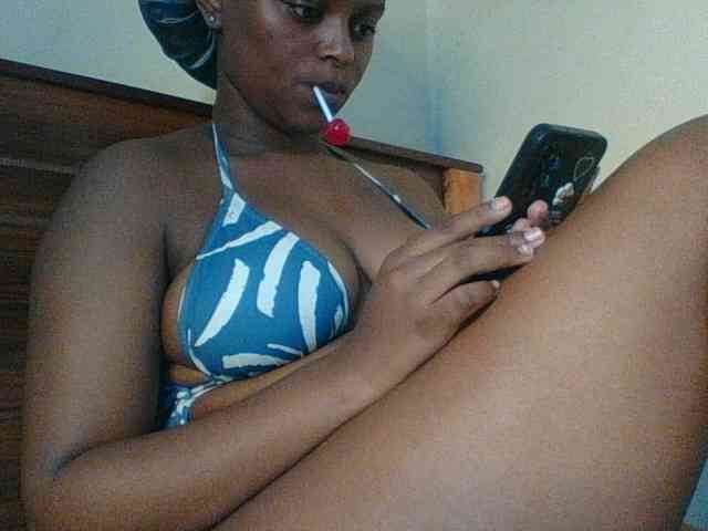 Kishylovee webcam