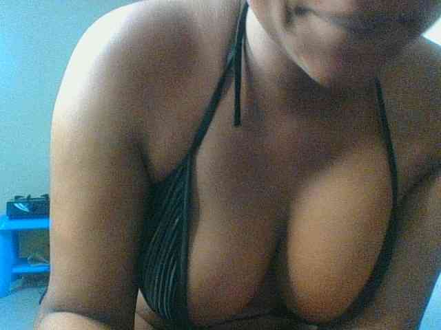 Kishylovee webcam