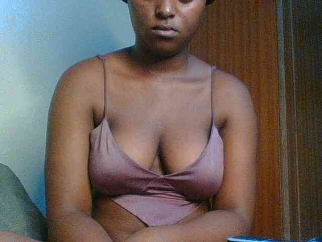 Kishylovee webcam