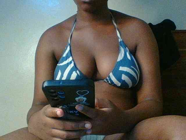 Kishylovee webcam