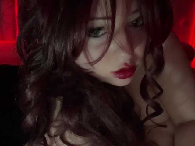 Onlygirlintheworld