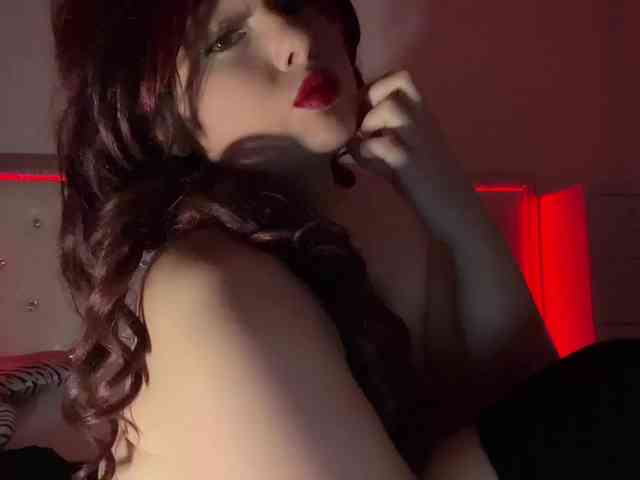 Onlygirlintheworld webcam