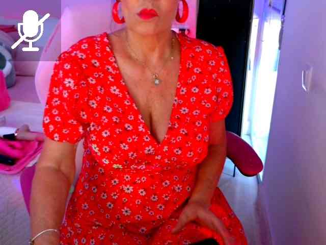 Model: NinaNoblesse