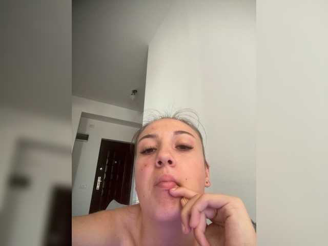 Gabriela2001-1 live cam on BongaCams