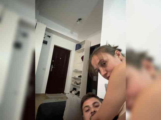 Gabriela2001-1 webcam