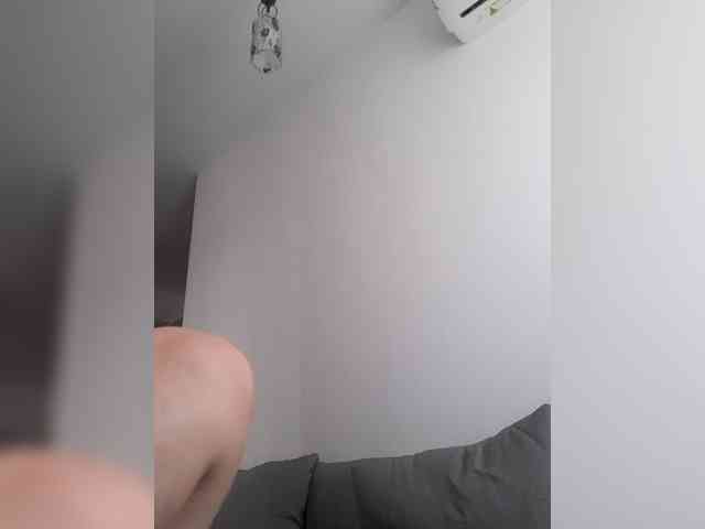 Gabriela2001-1 webcam