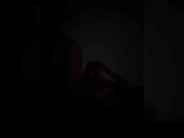 Gabriela2001-1 webcam
