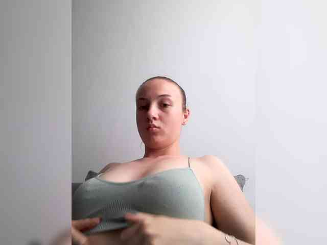 Gabriela2001-1 webcam