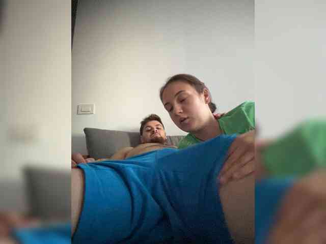 Gabriela2001-1 webcam
