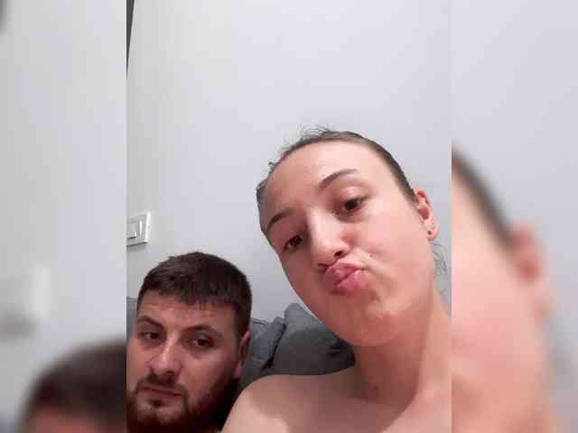 Gabriela2001-1 webcam